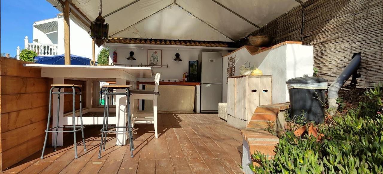 Campo Agave Luxury Tents Sayalonga Bilik gambar